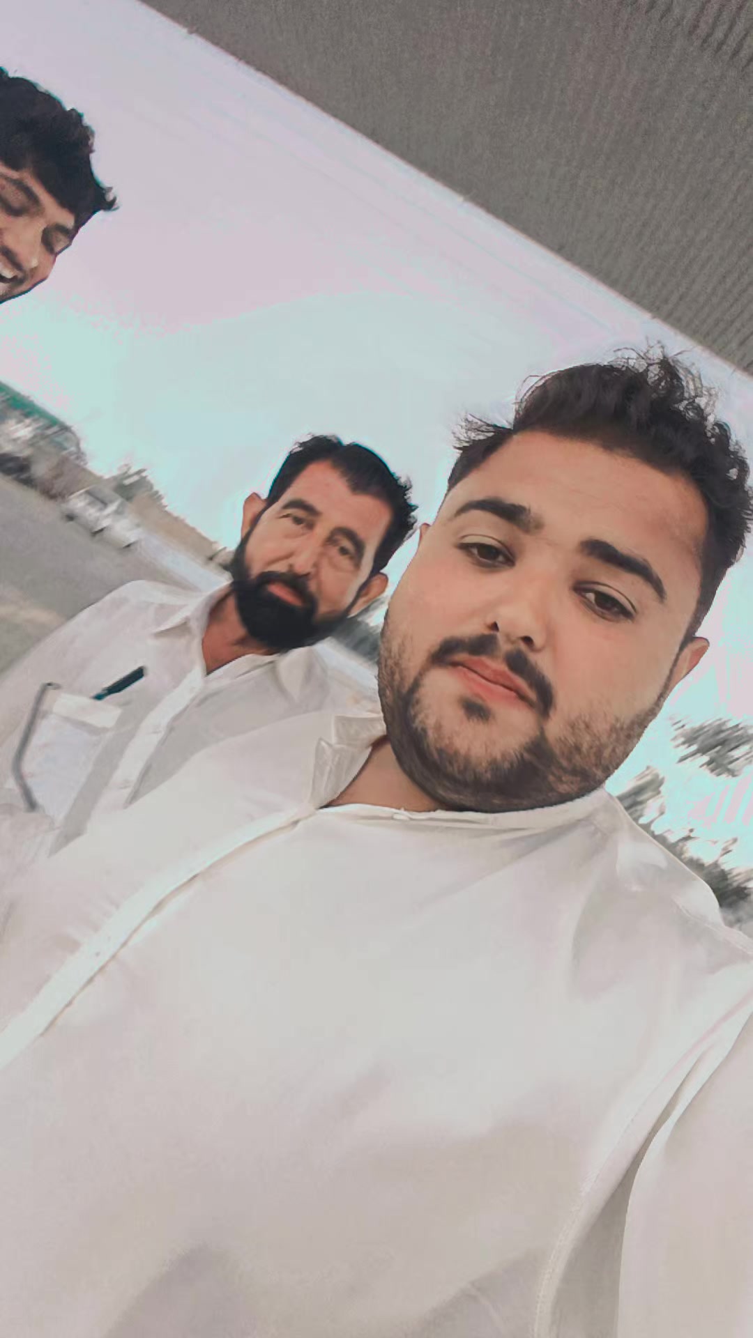 @Al&icirc; H&aring; mz&acirc;