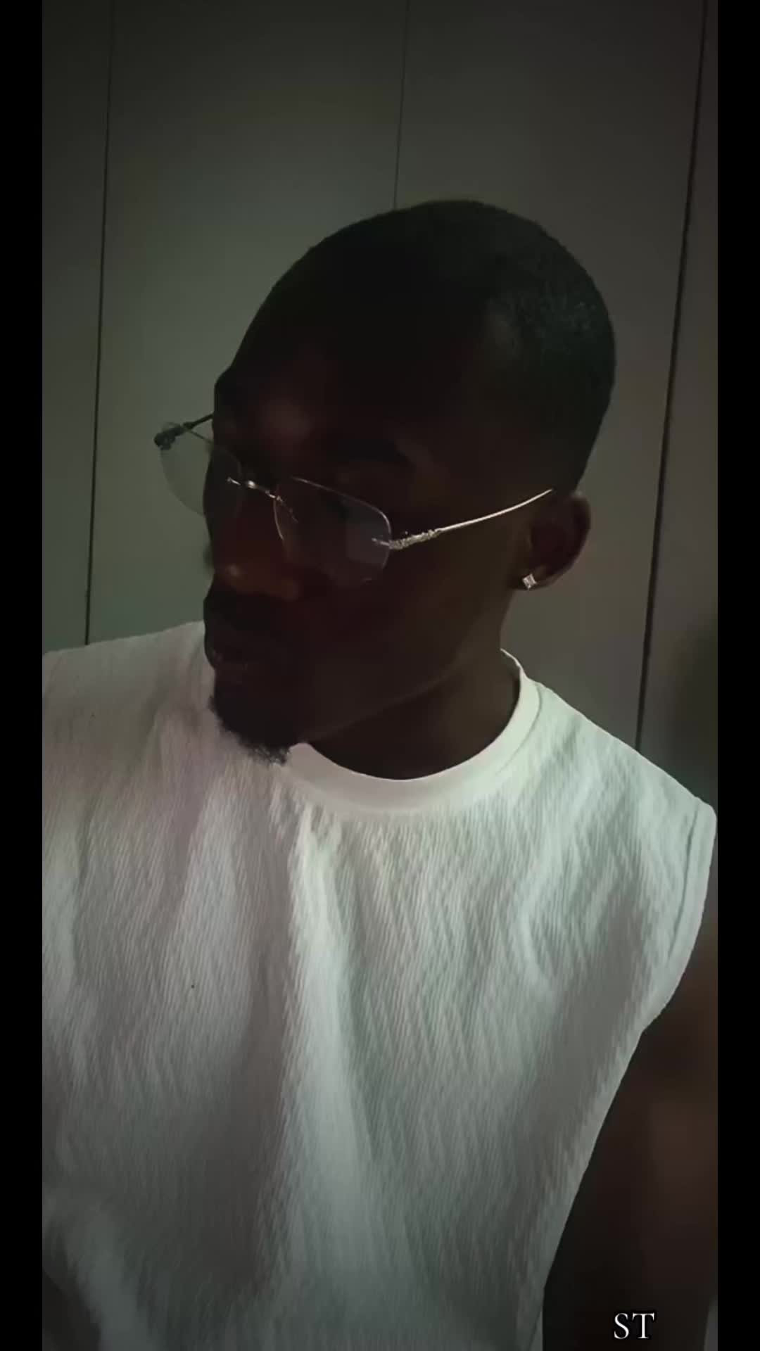 @sirtrey_