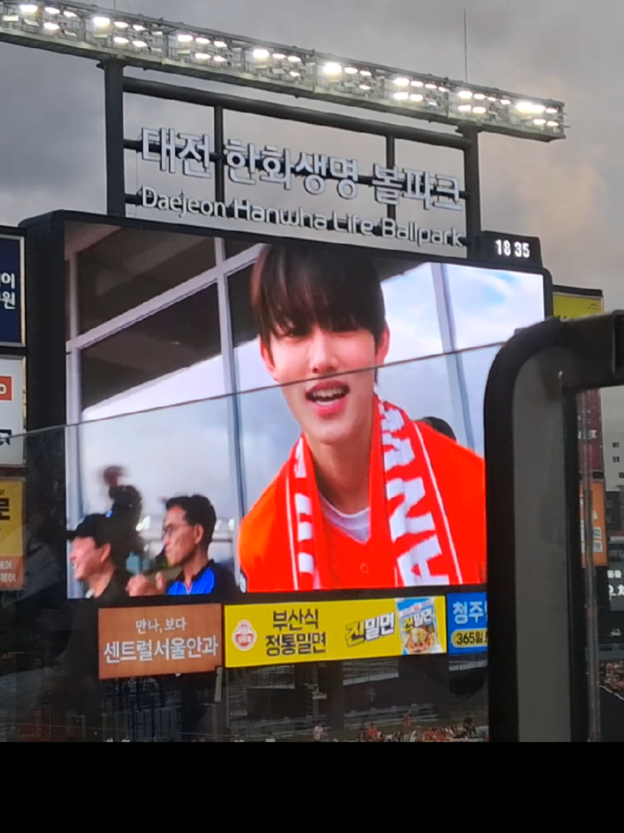 @앤
