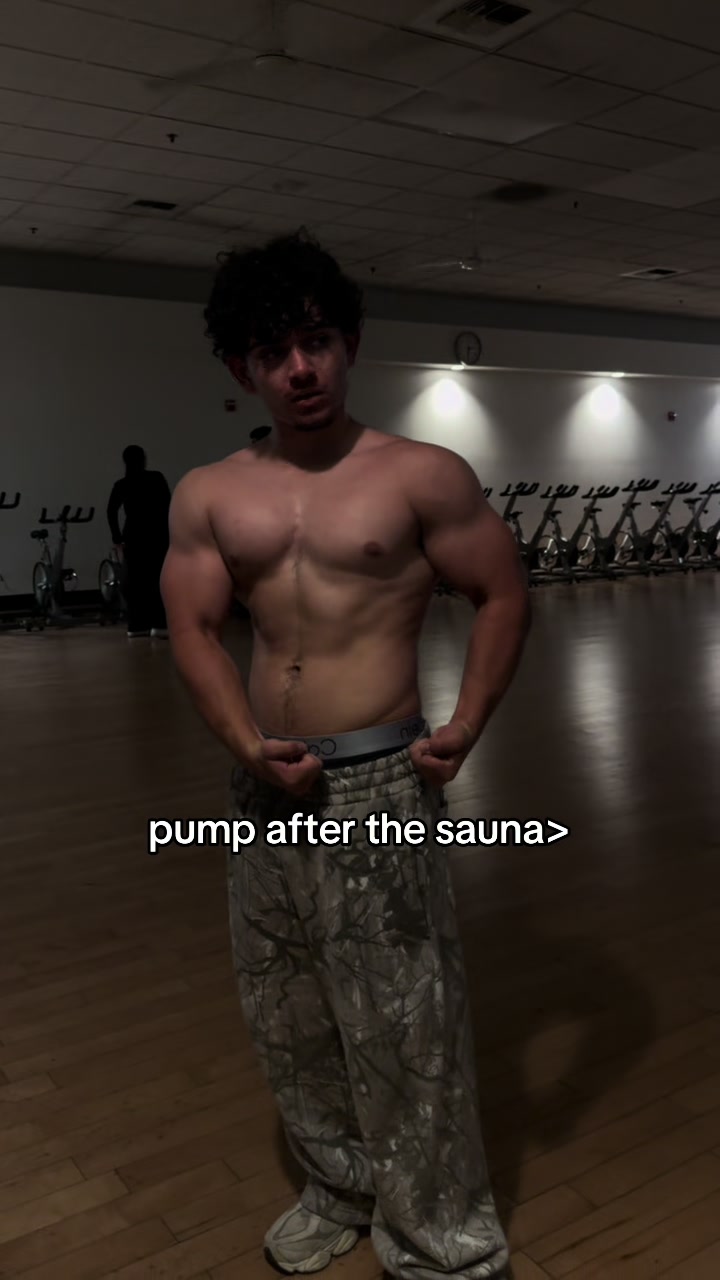 @jonnygoesgym