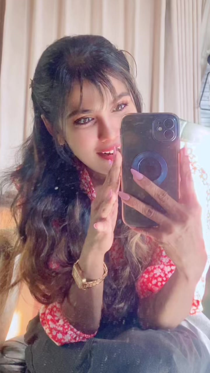 @🧚♀️🌻Nathali Collins🌻🧚♀️