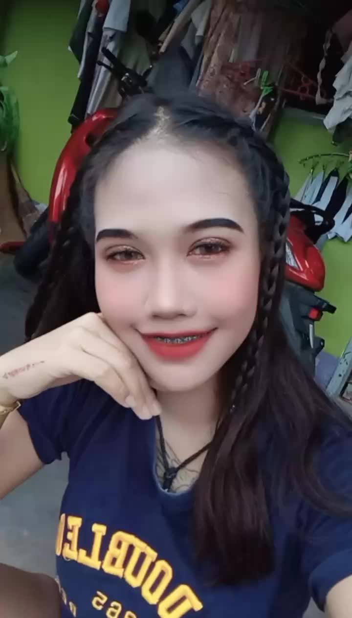 @ยินดีให้เสือก (โสด)😘😍😘