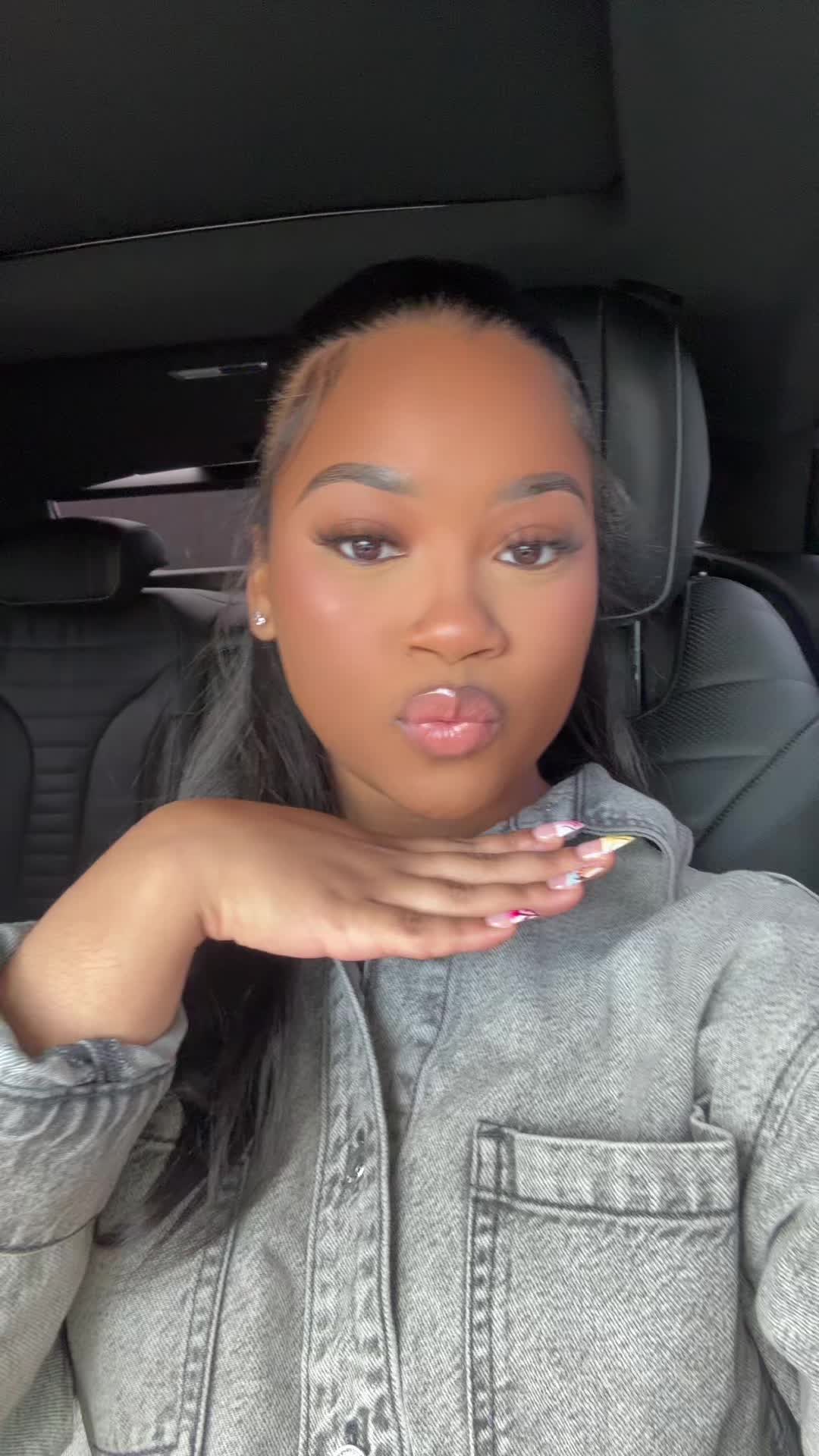@jaja 🩰💕🕸️🫧🧠
