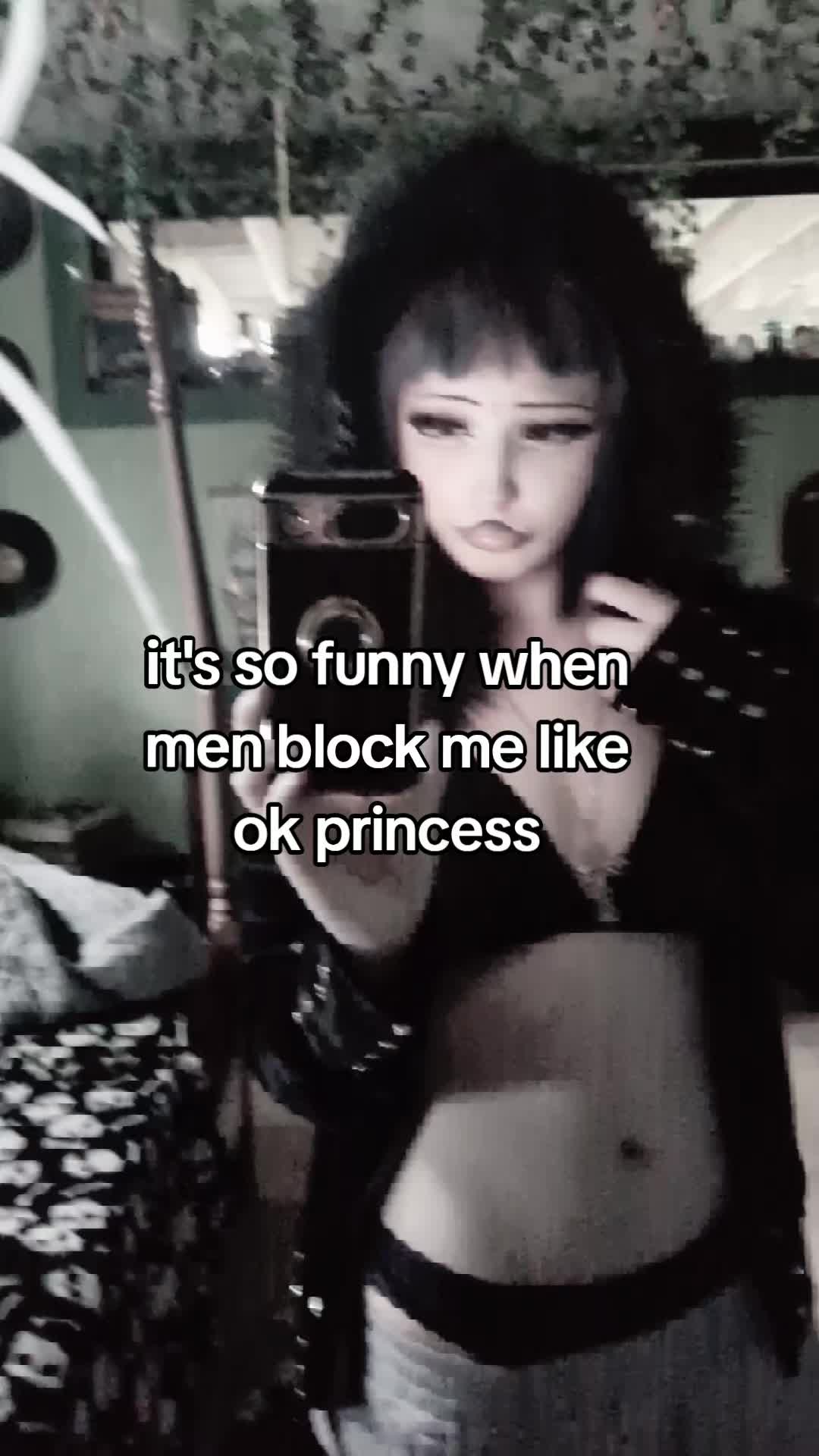 @ℭ𝔬𝔯𝔭𝔰𝔢 𝔊𝔦𝔯𝔩