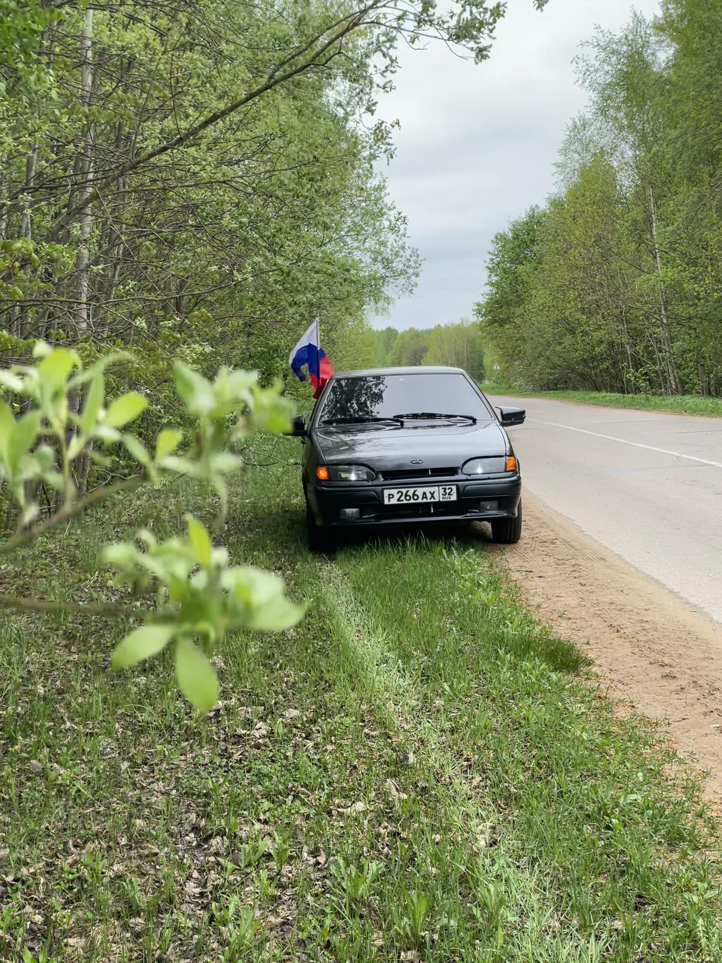 @тот самый на 15 ке 🖤