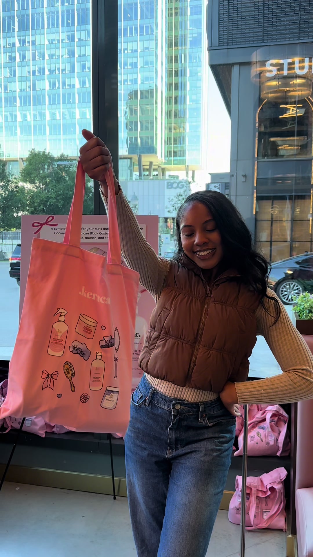 @taylorrj_ | Chicago Creator