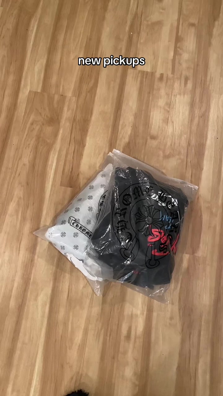 @￼