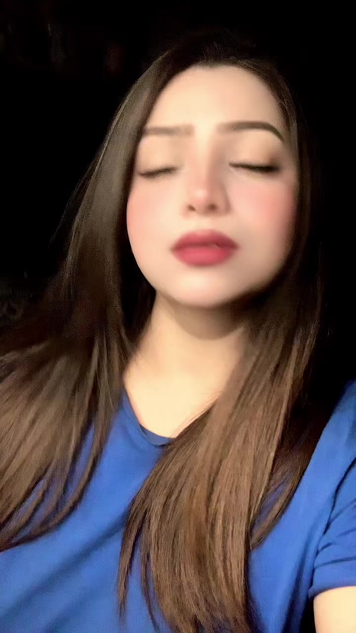 @ZAREEN SHAH❣️