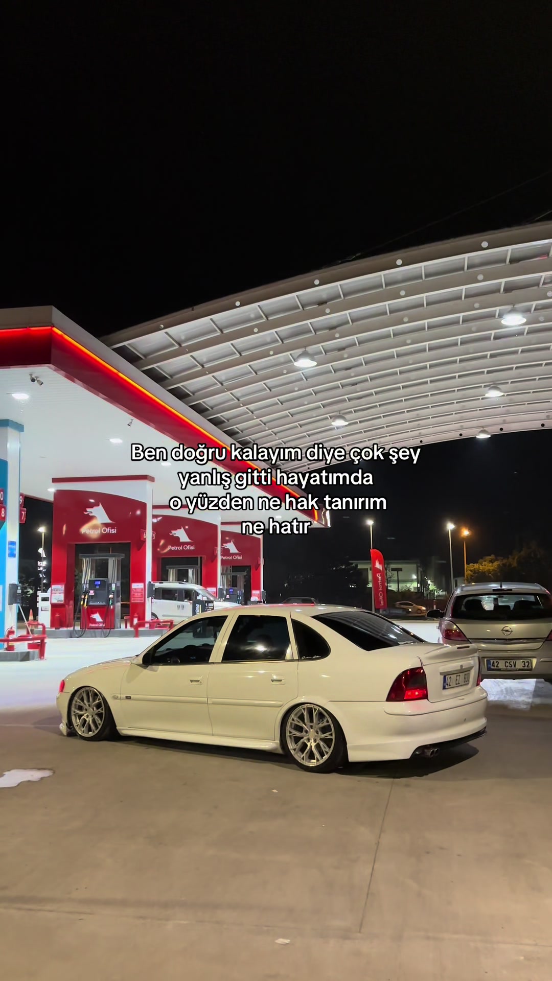 @𝓜𝓮𝓿𝓵𝓾𝓽 𝓔𝓶𝓻𝓮