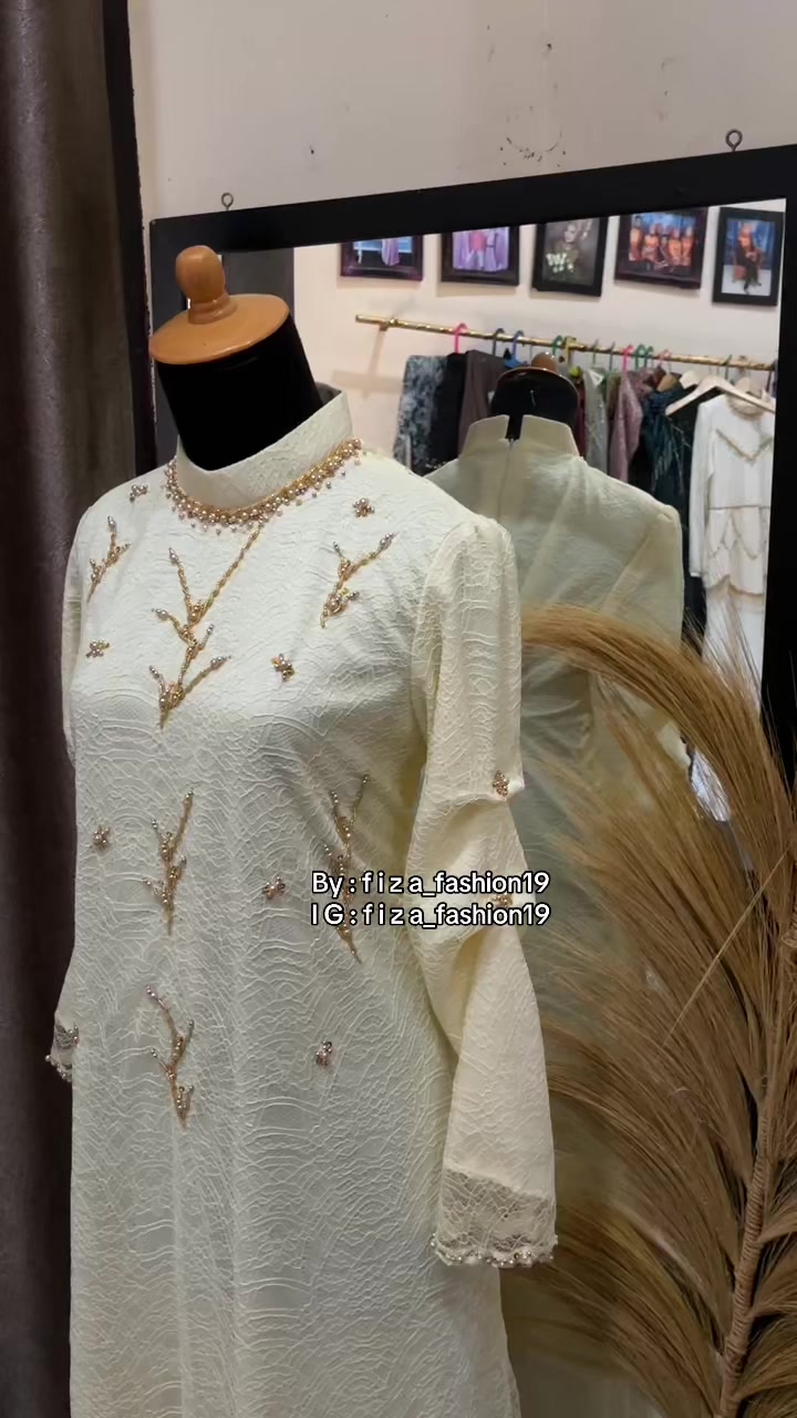 @F I Z A👑 || IG :fizafashion19