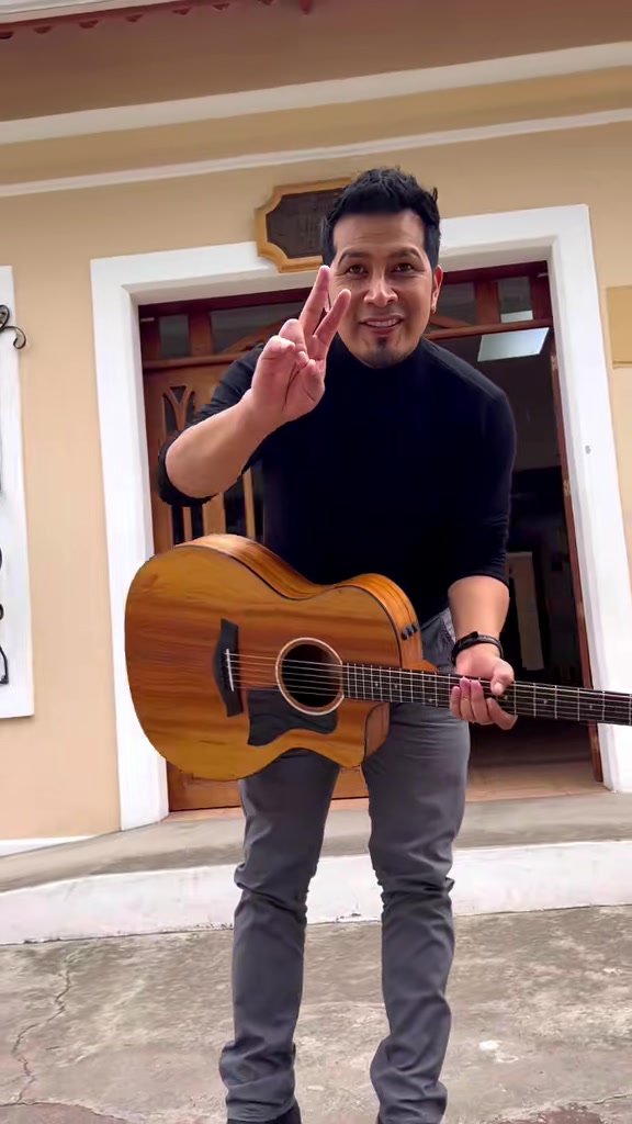 @PaulMaxOficial