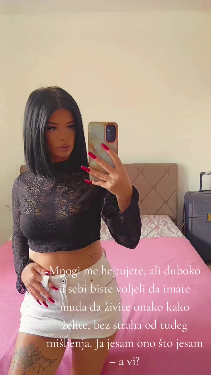 @Admira🧸