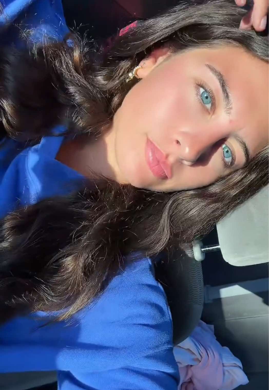 @arielloveskittens