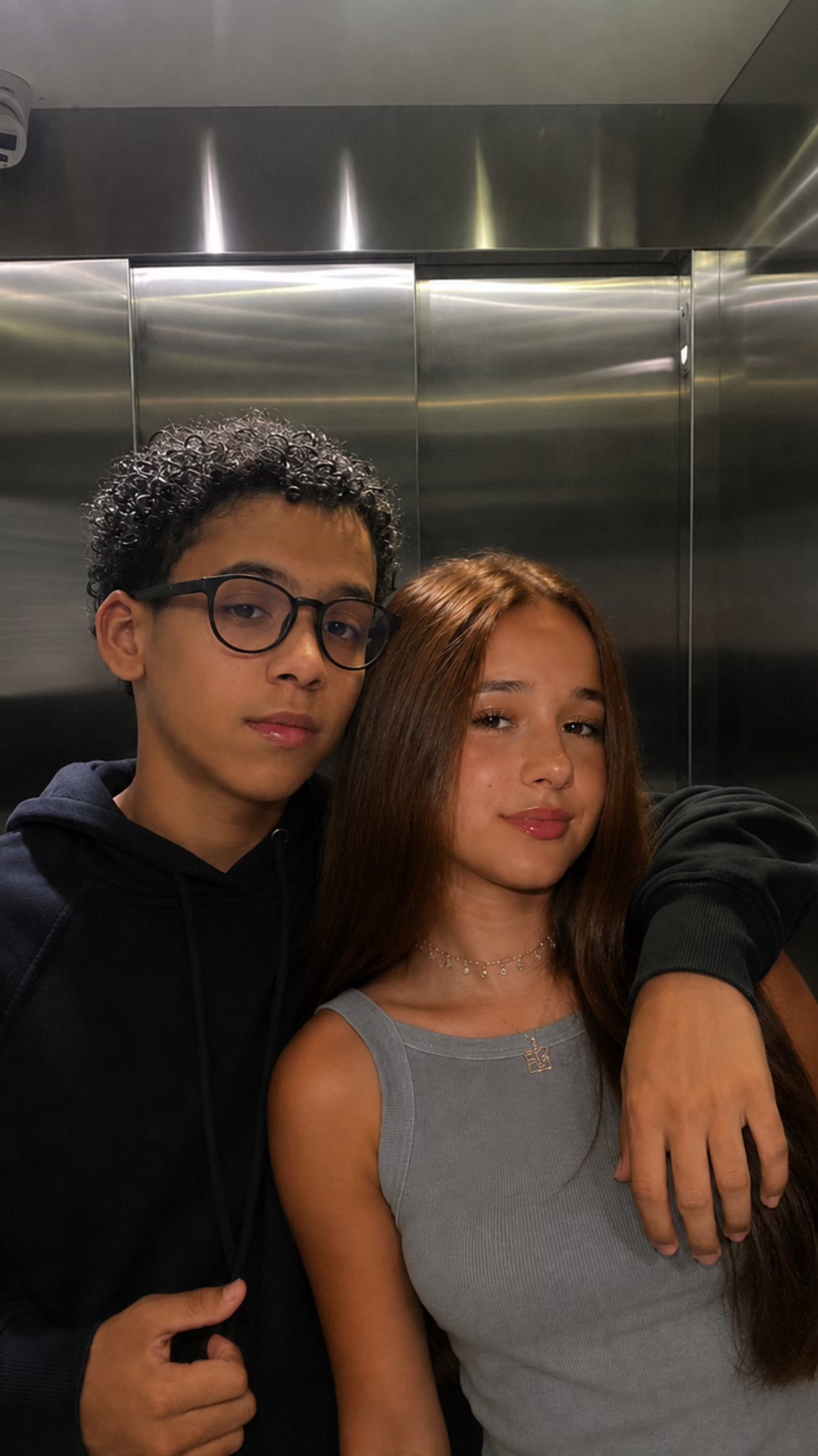 @𝔇𝕍🌪️