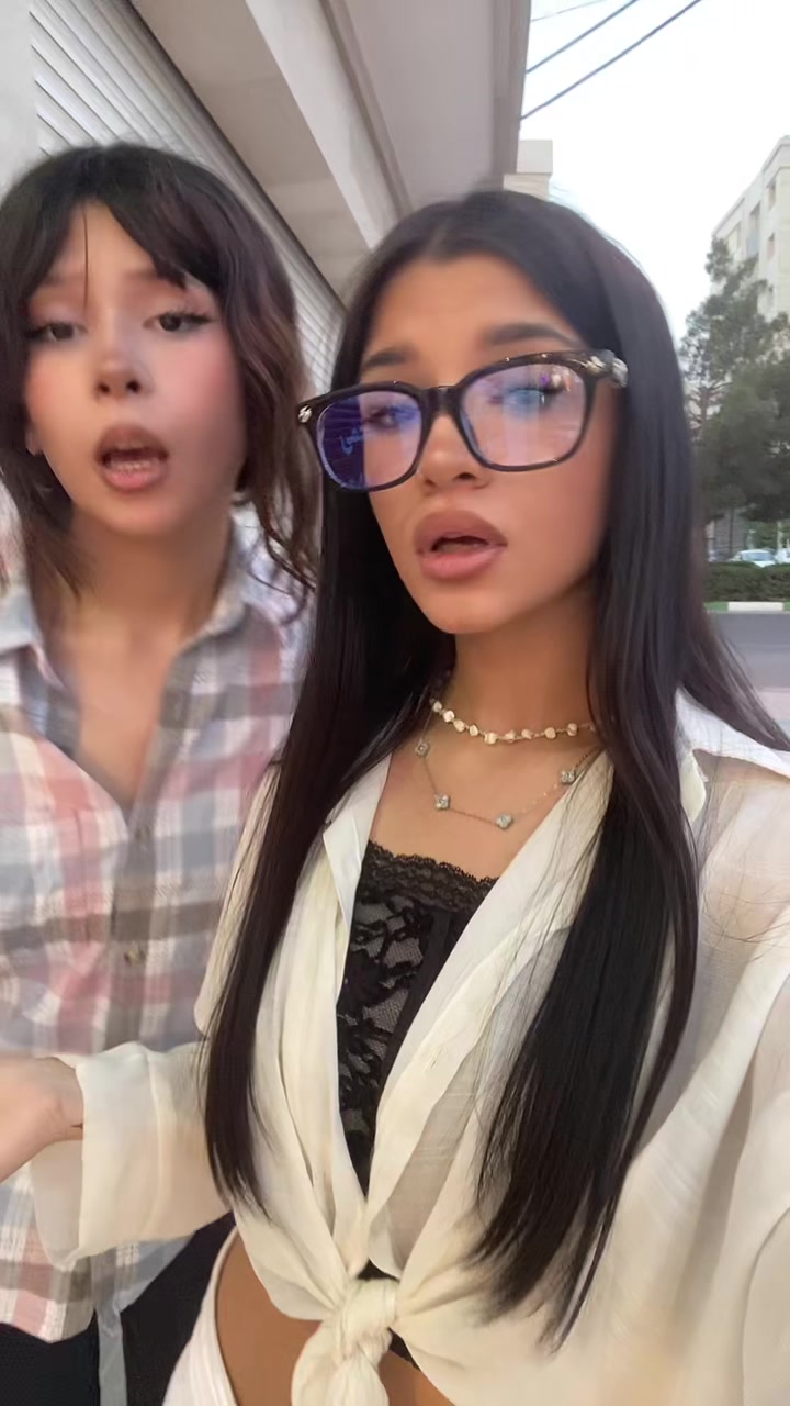 @melika