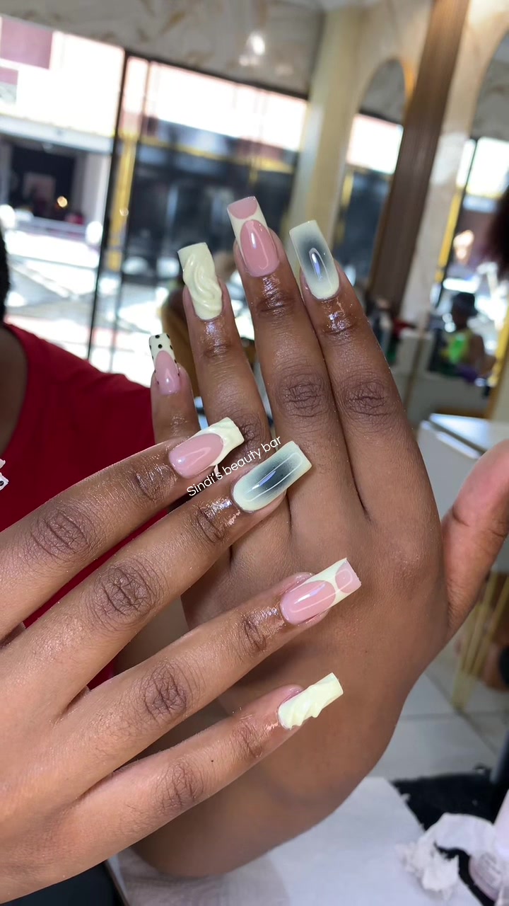 @Sindi’s Beauty Bar