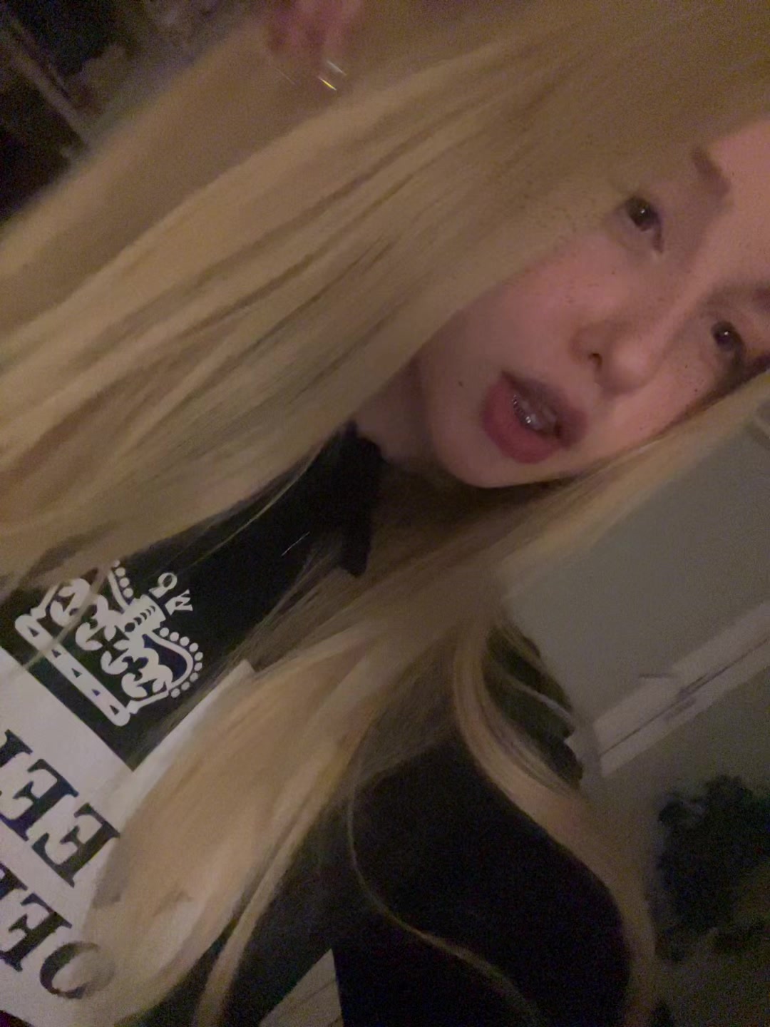 @белобрысая👅