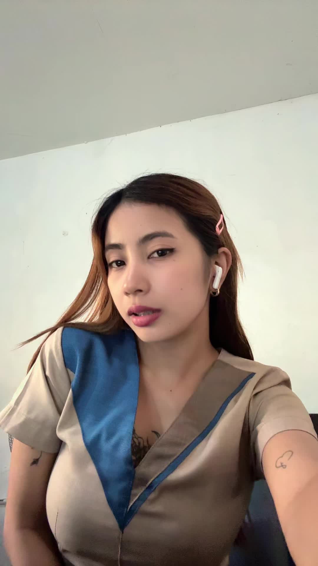 @Ms. clv.a 👩&zwj;🏫