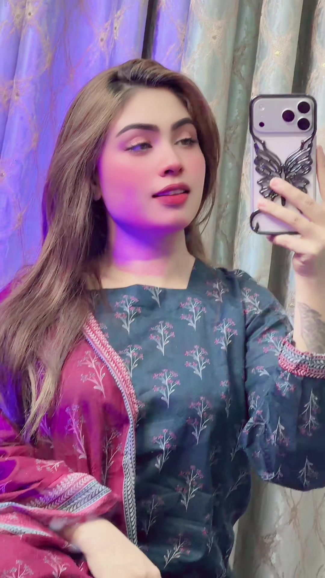 @ملک
