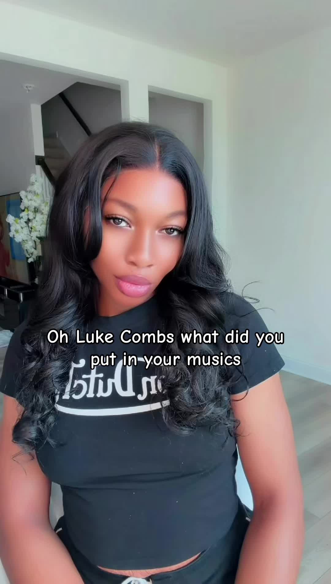 @QueenShari👑