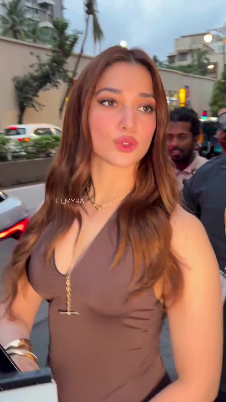 @𝙨𝐚𝐫𝐚𝐡 𝐤𝐡𝐚𝐧 𝟒𝟔 ❤
