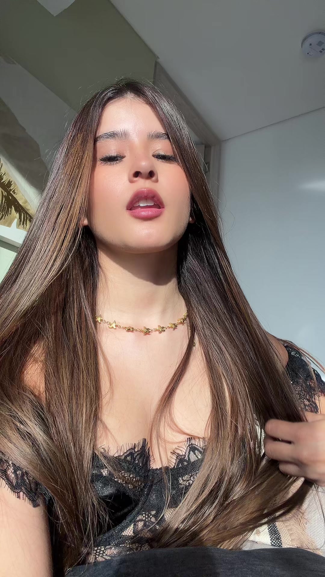 @Xox 🌩️