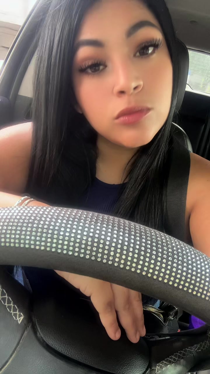 @Alejandra Garza