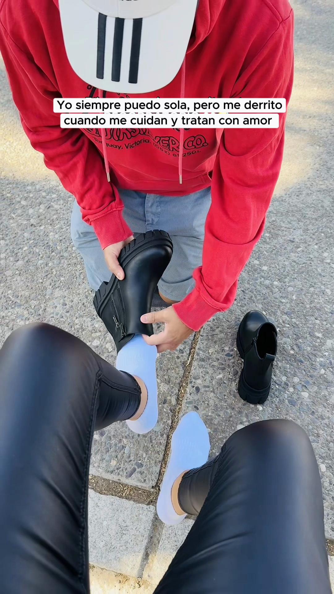 @DeykoBella