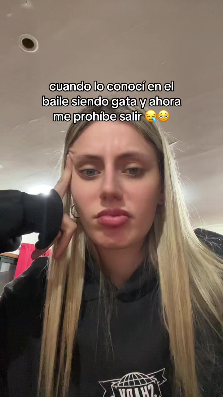 @🥷🏻💋