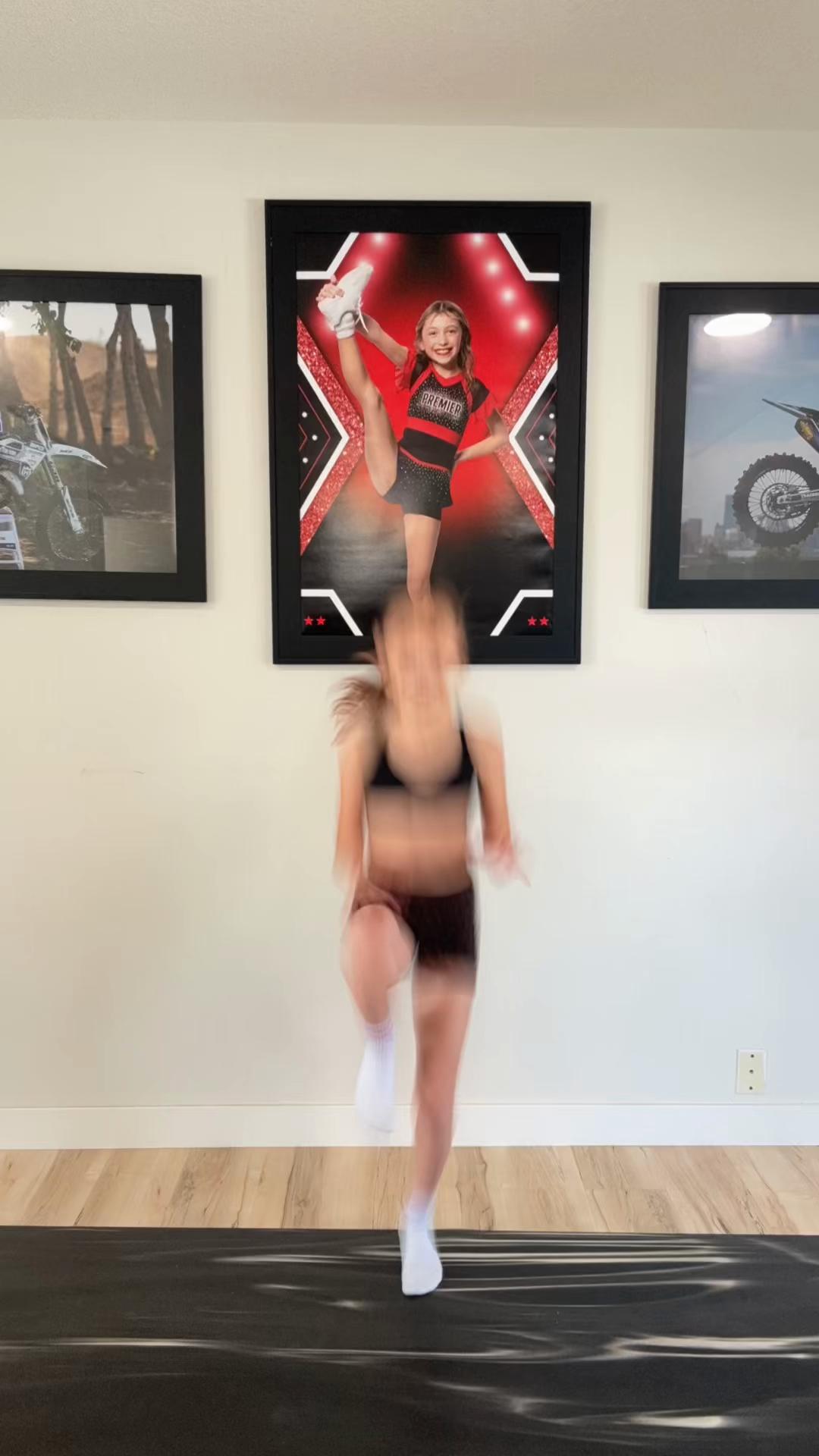 @chrissyriley24