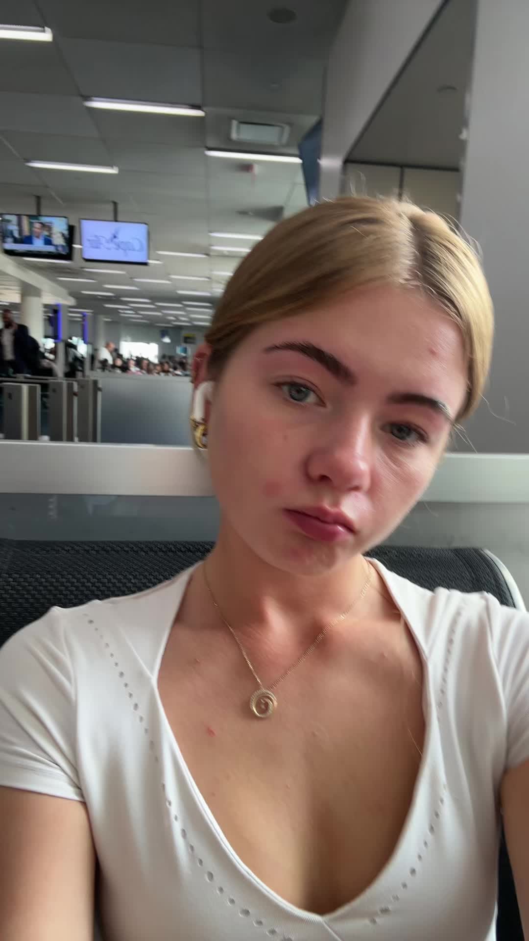 @<3