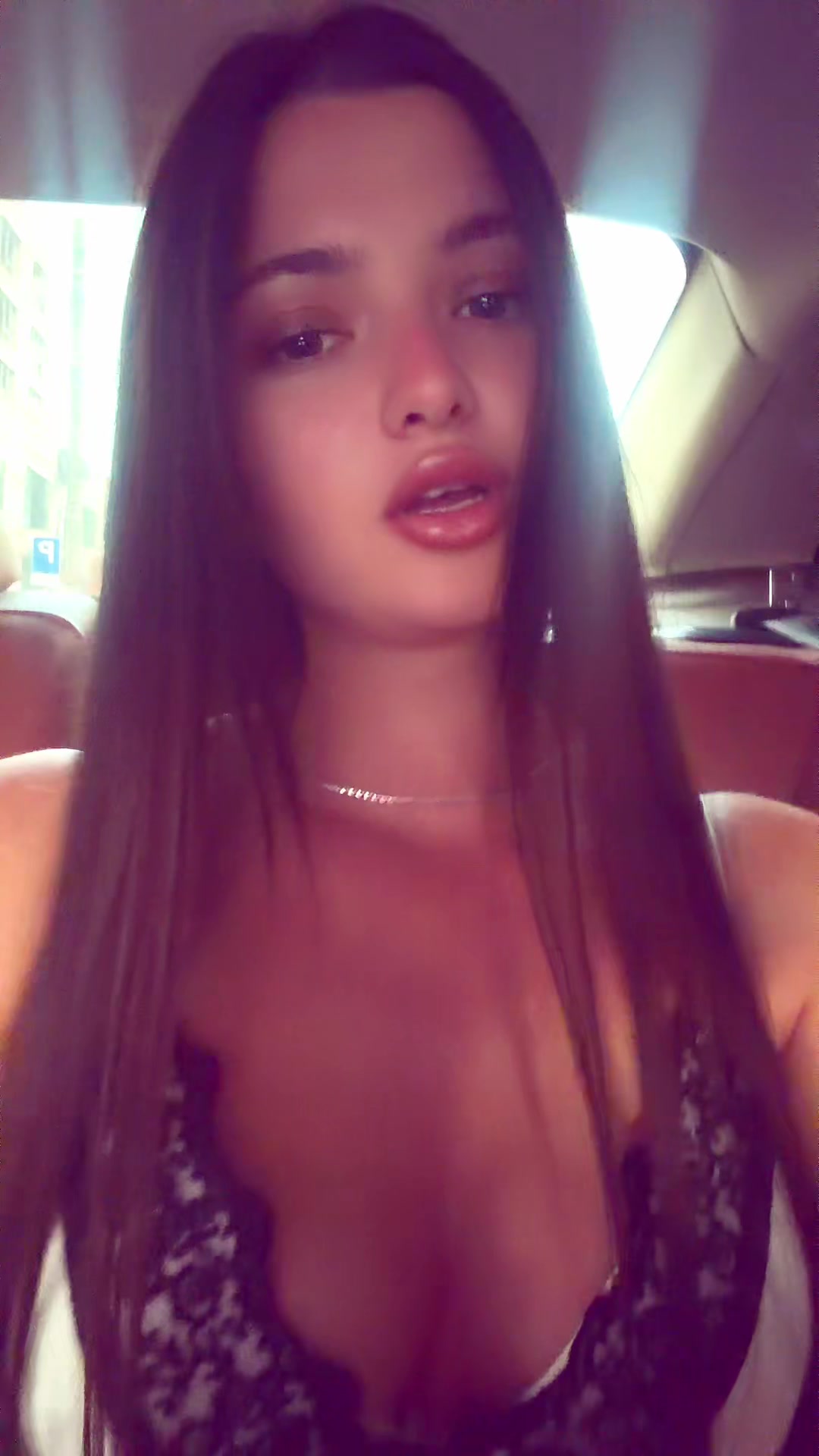 @valica__