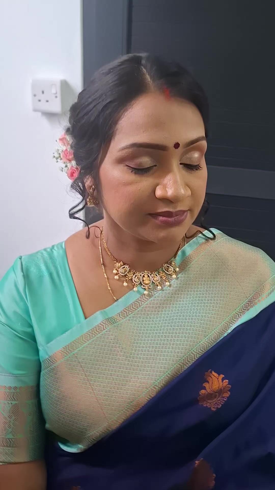 @Ashna_MUA🦋