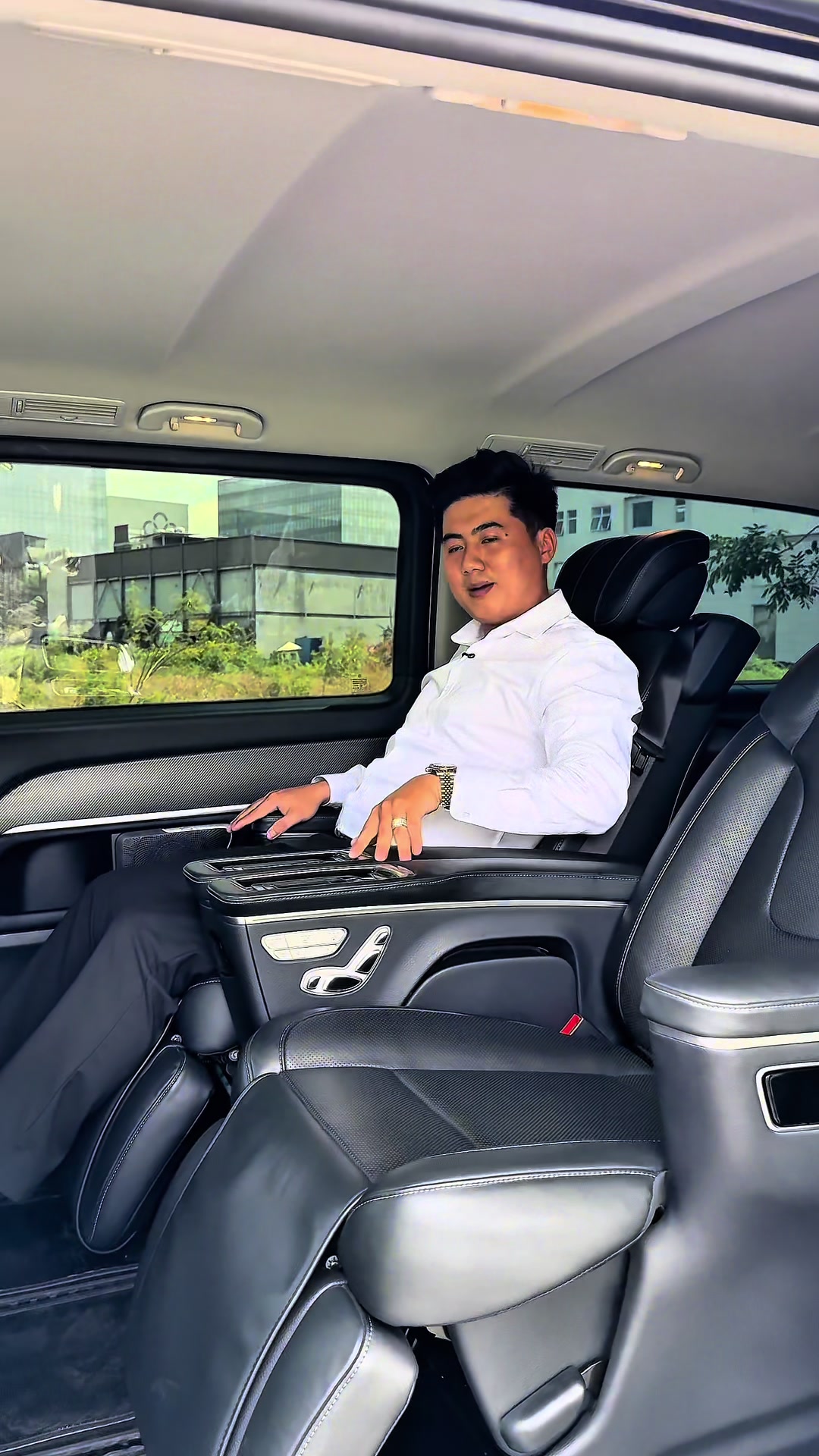 @T&Acirc;N XE LƯỚT