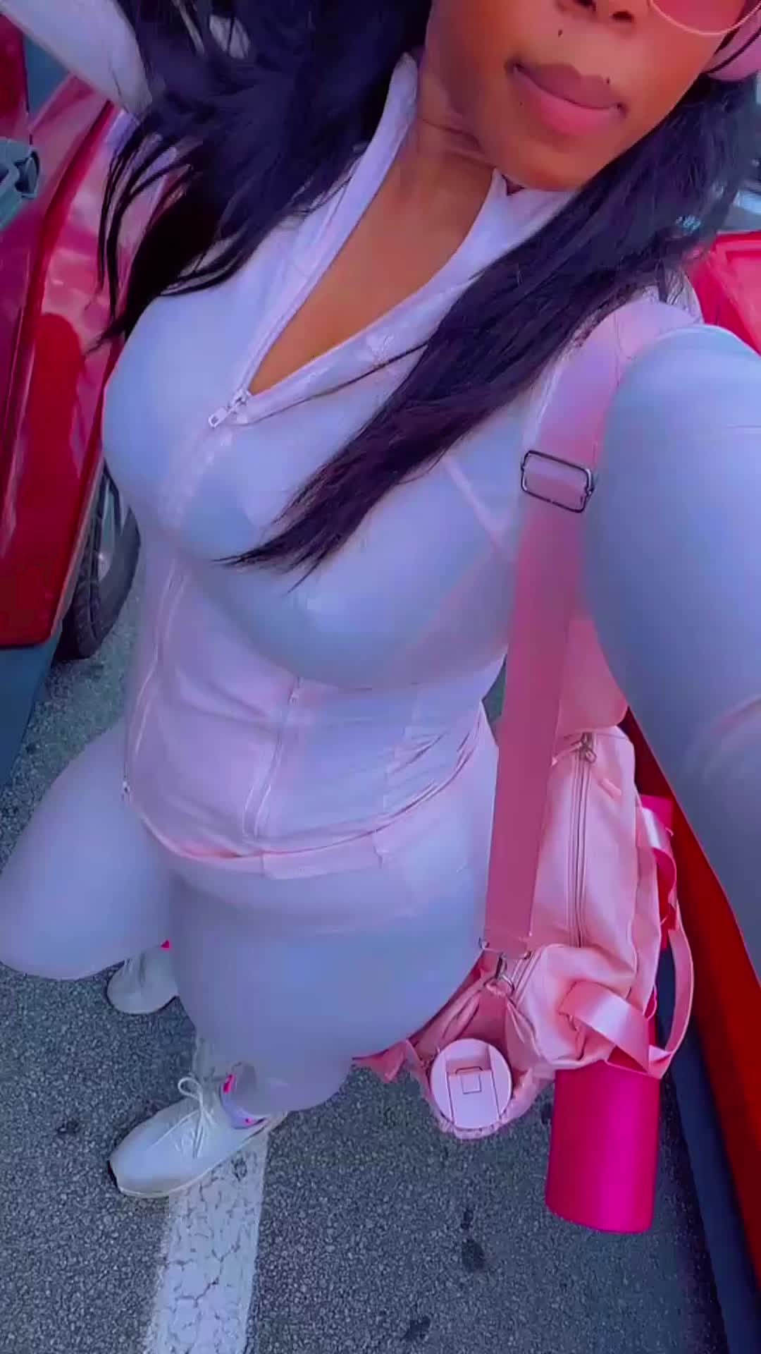@Kimmy Kakes