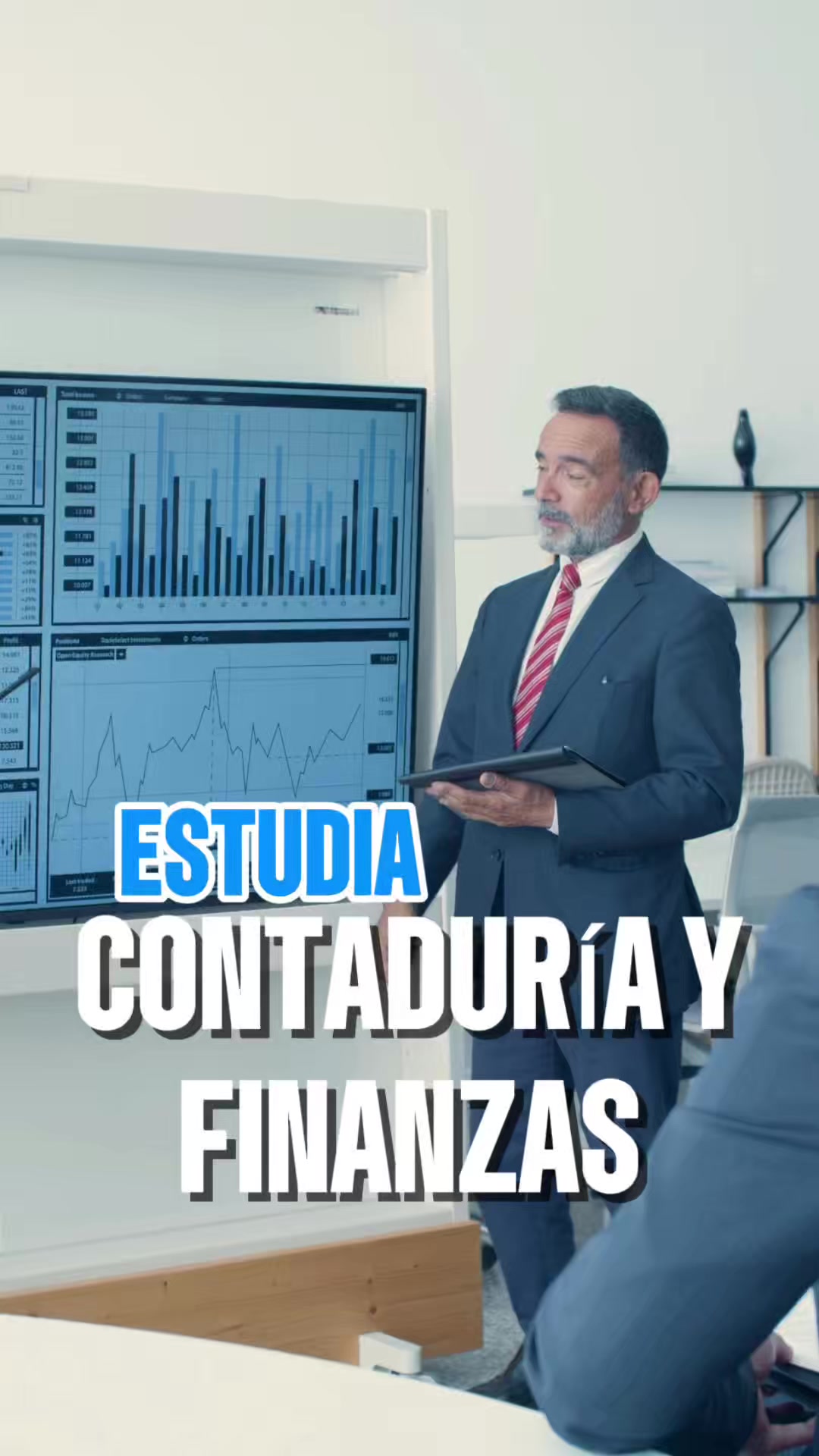 @Universidad De Yahualica