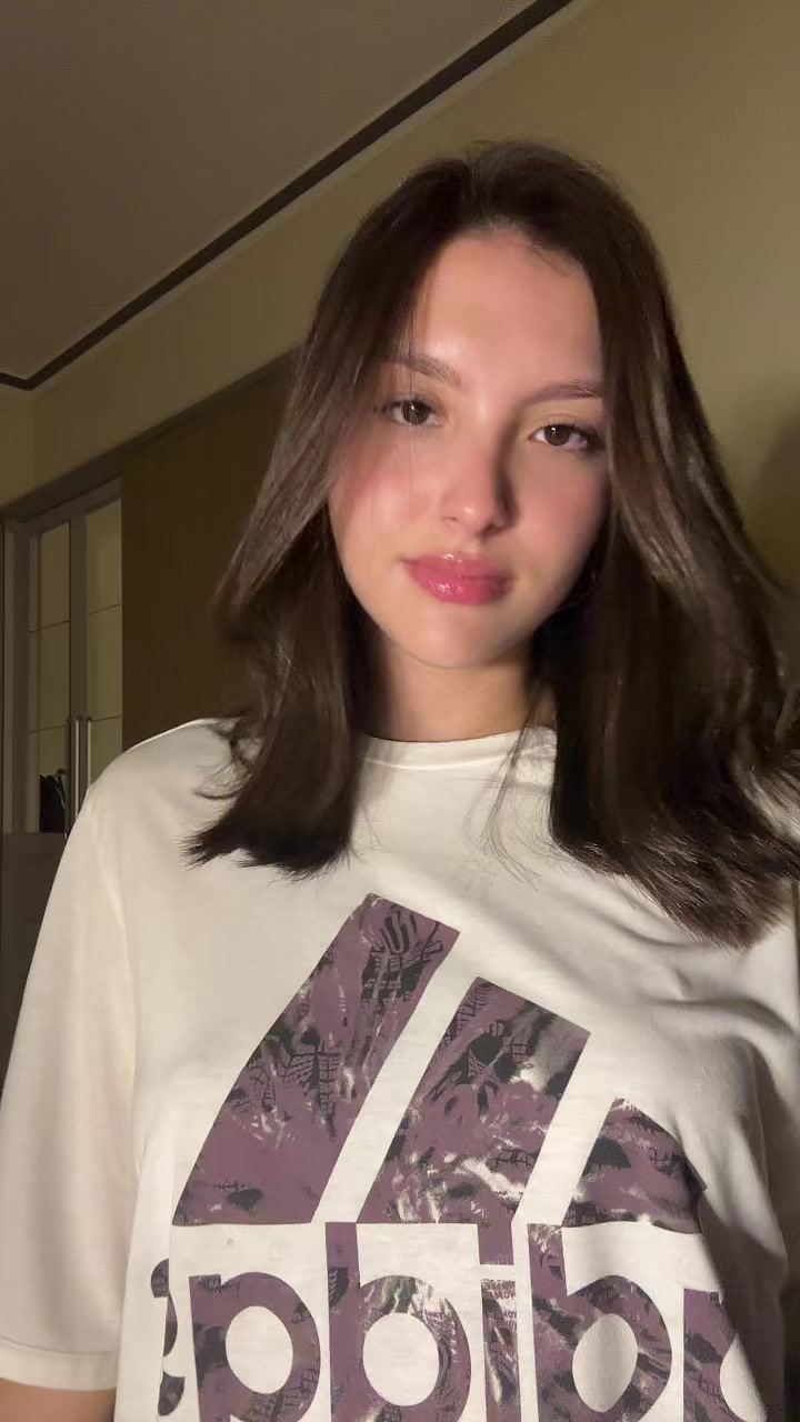 @Ju✨