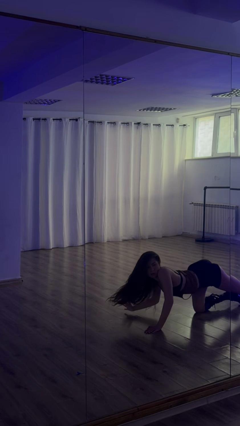 @Anastasia | High heels