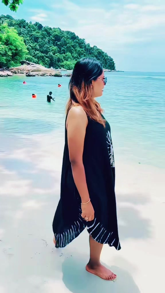 @𝒥 👣