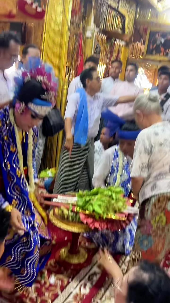@Muakonaing