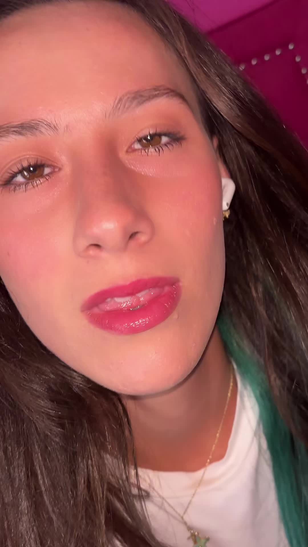 @YourFavvLeala_15