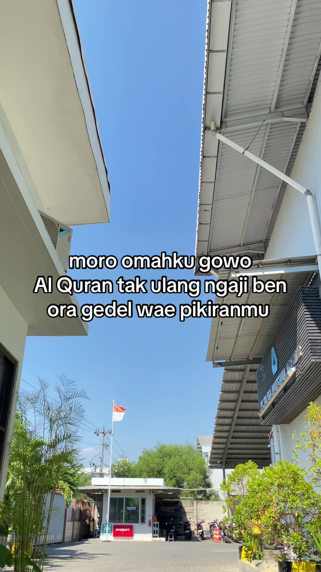 @yaudahiyaa