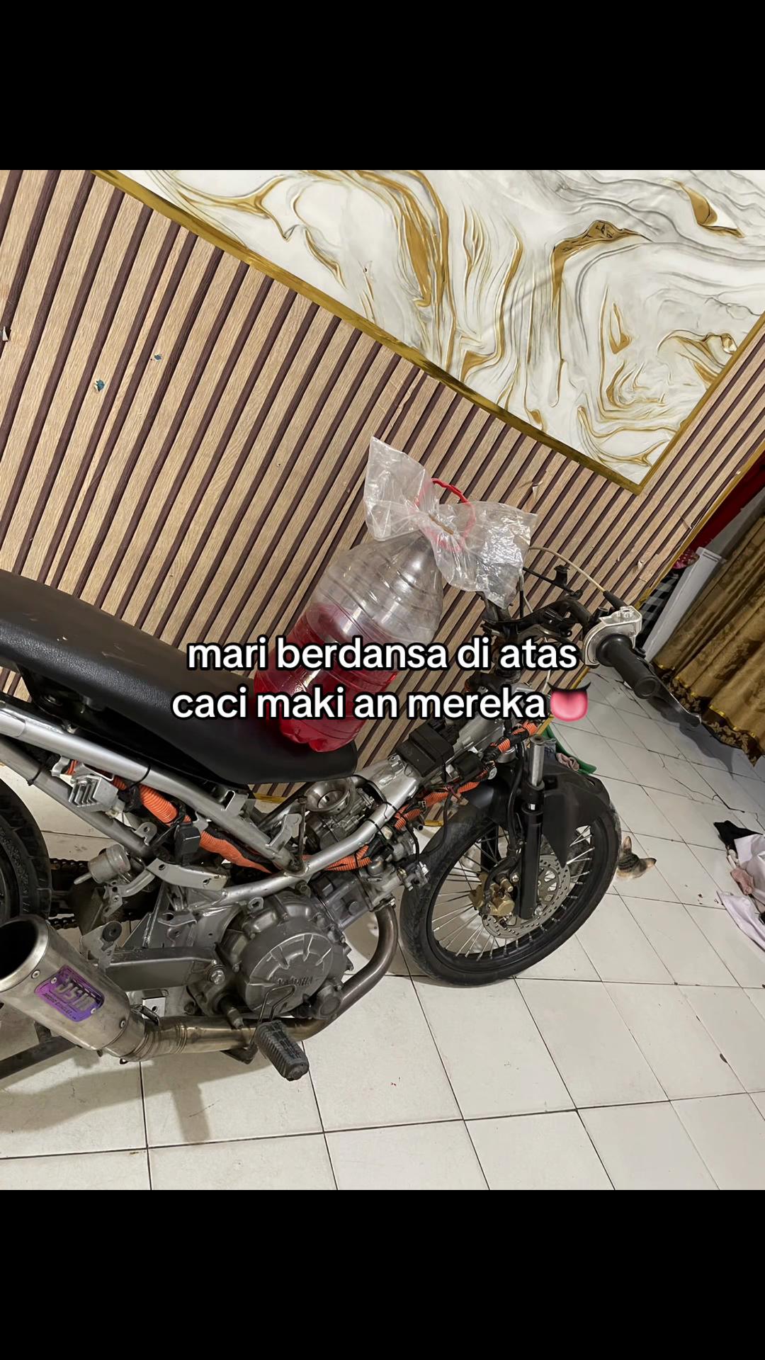 @izypzy 