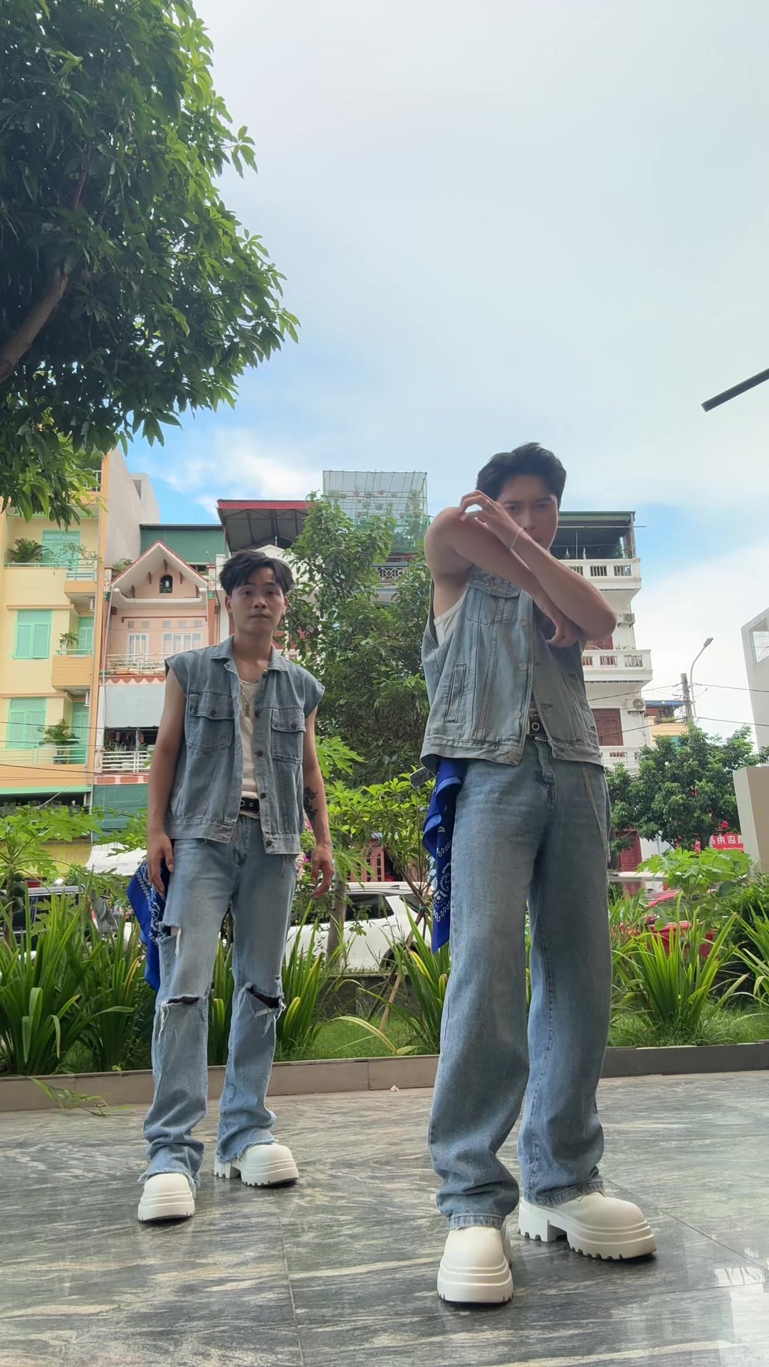 @Long Nguyễn