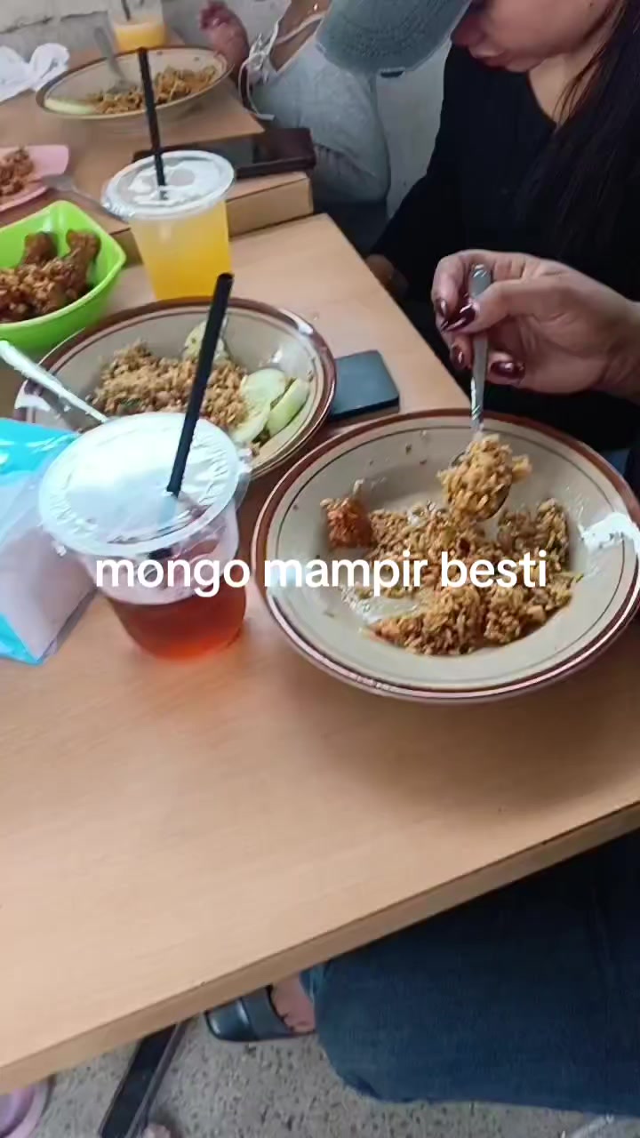 @Mak Krombong