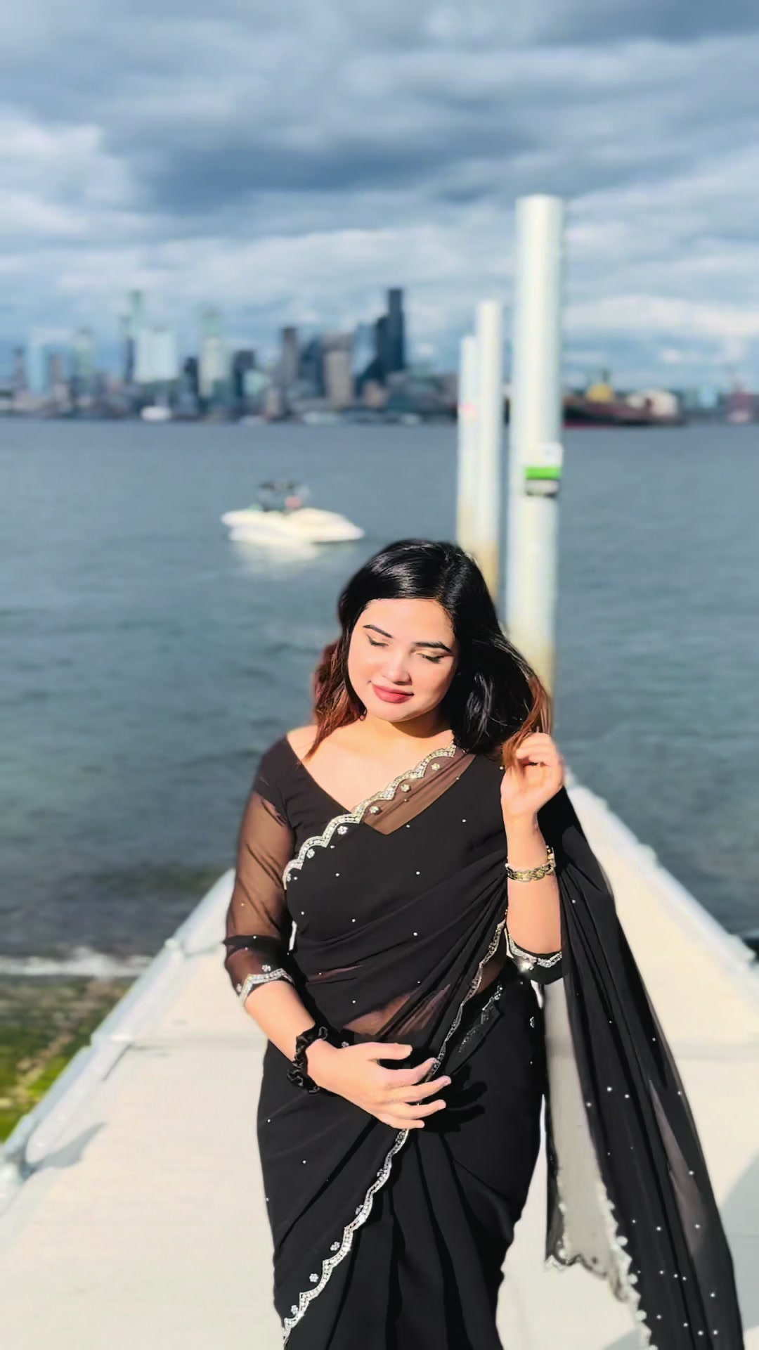 @Afrin Sinha 🇧🇩🇺🇸