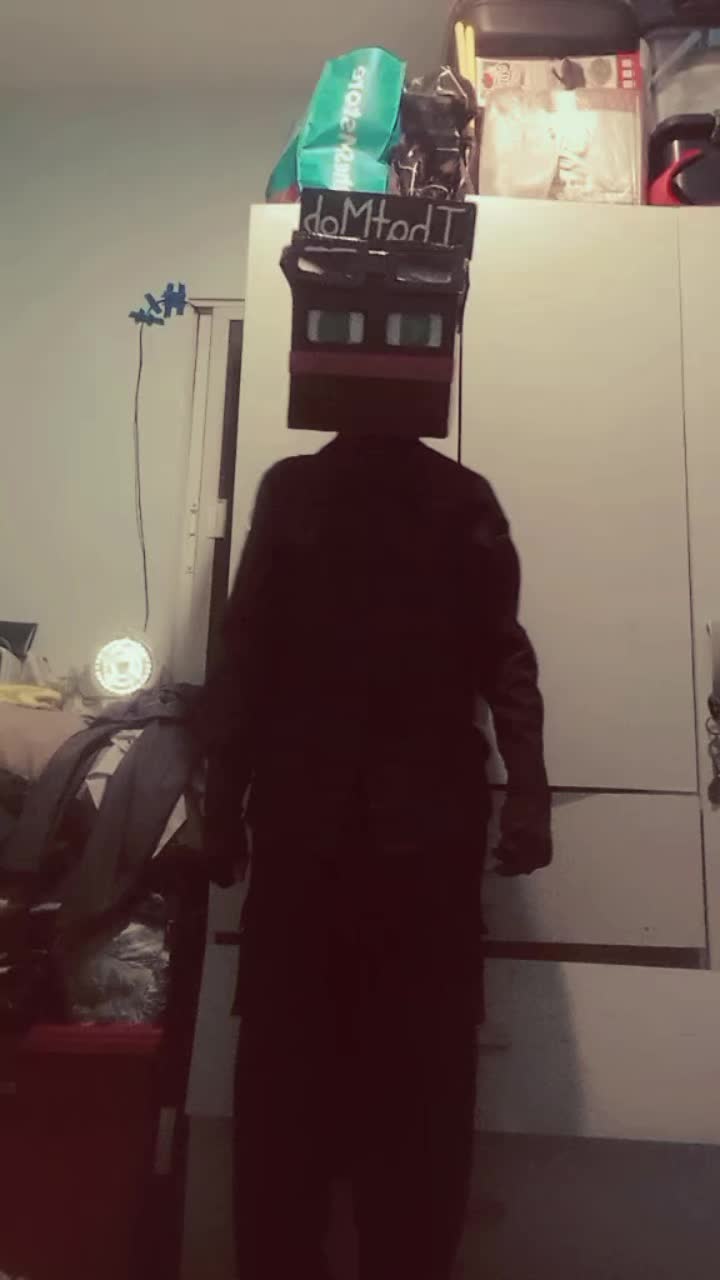 @Oreo/Thatmob Cosplayer