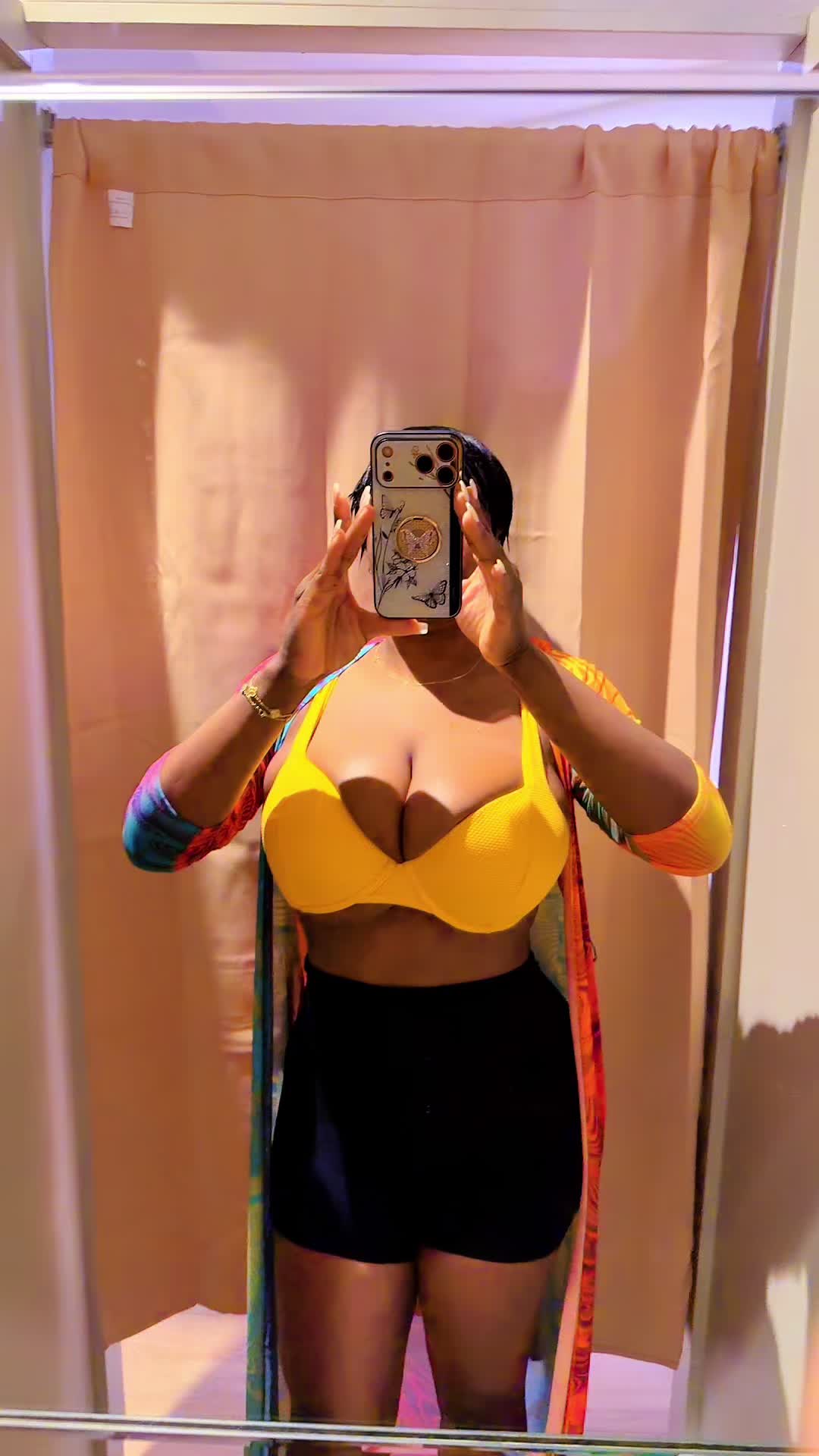 @mimiubini