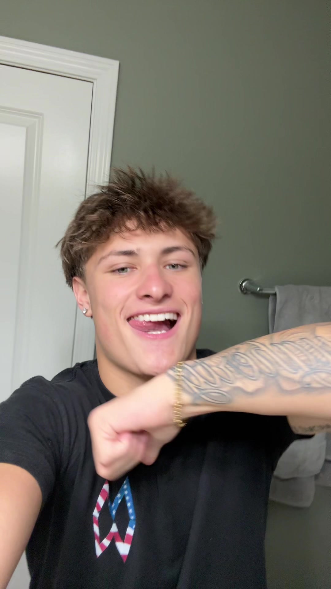 @j