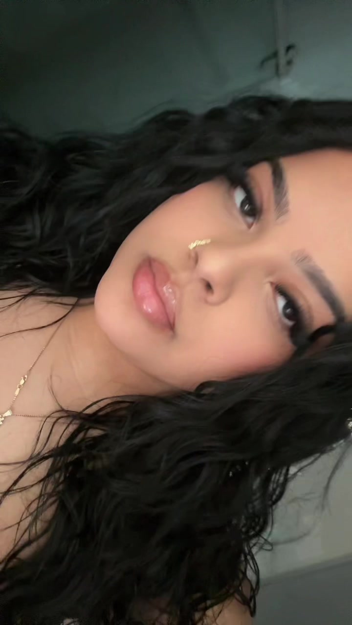 @Adriana <3
